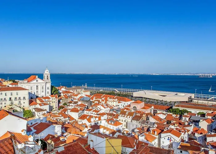 Lovelystay - Turquoise River View I * Lisboa