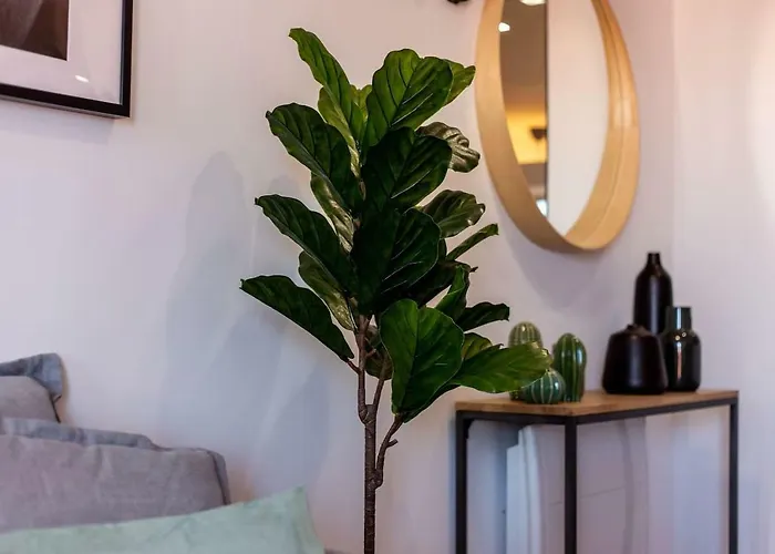 Lovelystay - Turquoise River View I *